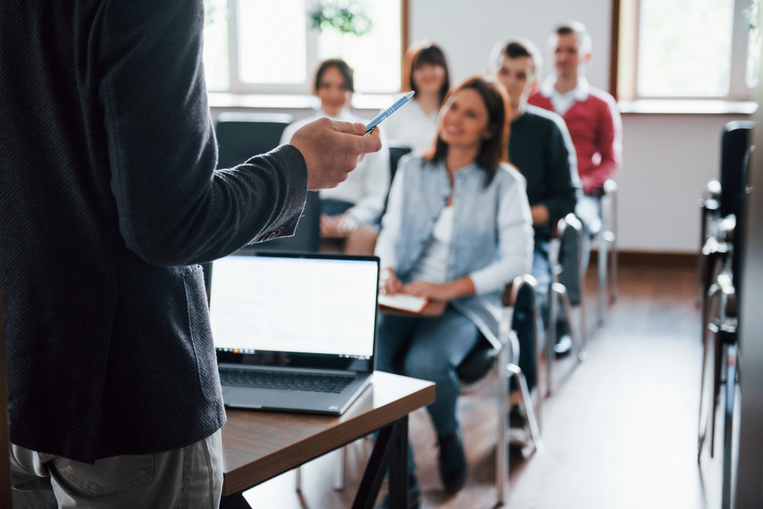We explore the various must-have features of a class management tool and how it can help coaches scale their businesses.