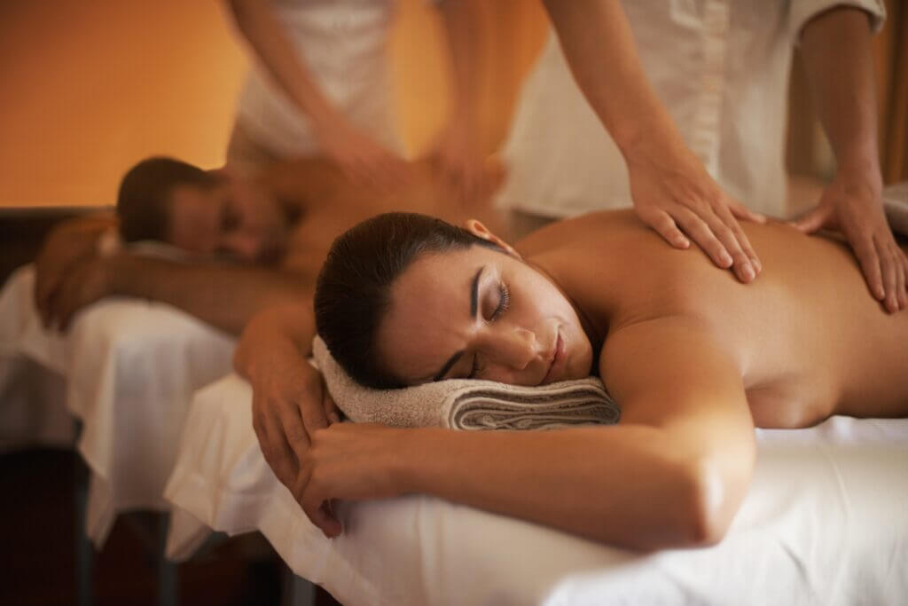 7 Refreshing Couple Massage Spa Ideas for Ultimate Relaxation