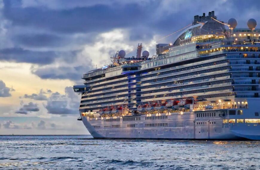 How Can Cruise Ship Visitors Obtain an Indian Visa?